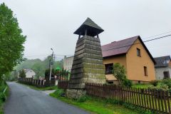 Dzwonnica w Nieledwi Dzwonnica w Nieledwi