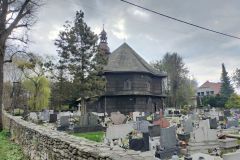 Widok od strony cmentarza Widok od strony cmentarza