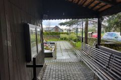 Na zewnątrz Na zewnątrz