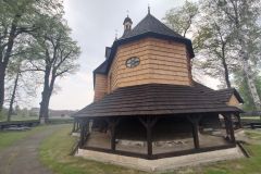 Kościół w Porębie Wielkiej Kościół w Porębie Wielkiej