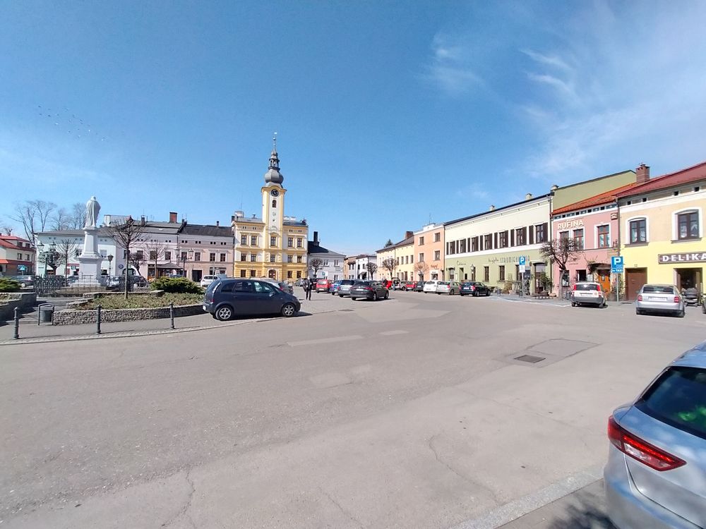travelseries strumien07 rynek