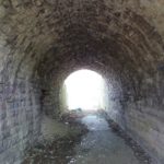 w-tunelu